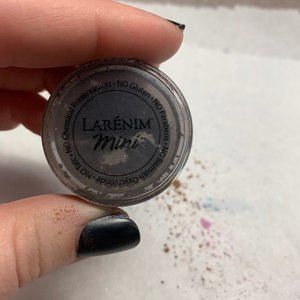 Larenim Mineral Powder Eye Color - Last Crush
